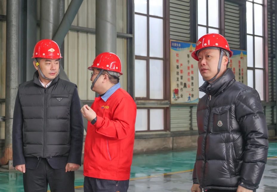 熱烈歡迎上海鋼聯(lián)領(lǐng)導蒞臨河北兆建參觀(guān)交流